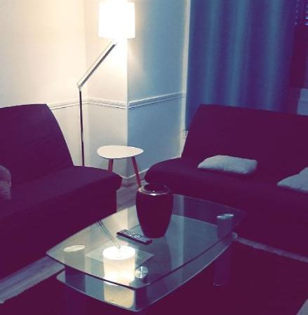 Appartement 48M2 Pour 6 Personnes Au Centre Ville Historique Avec Parking Gratuit Et Une Borne De Recharge Pour Voiture A 10 Metres Avallon Eksteriør billede